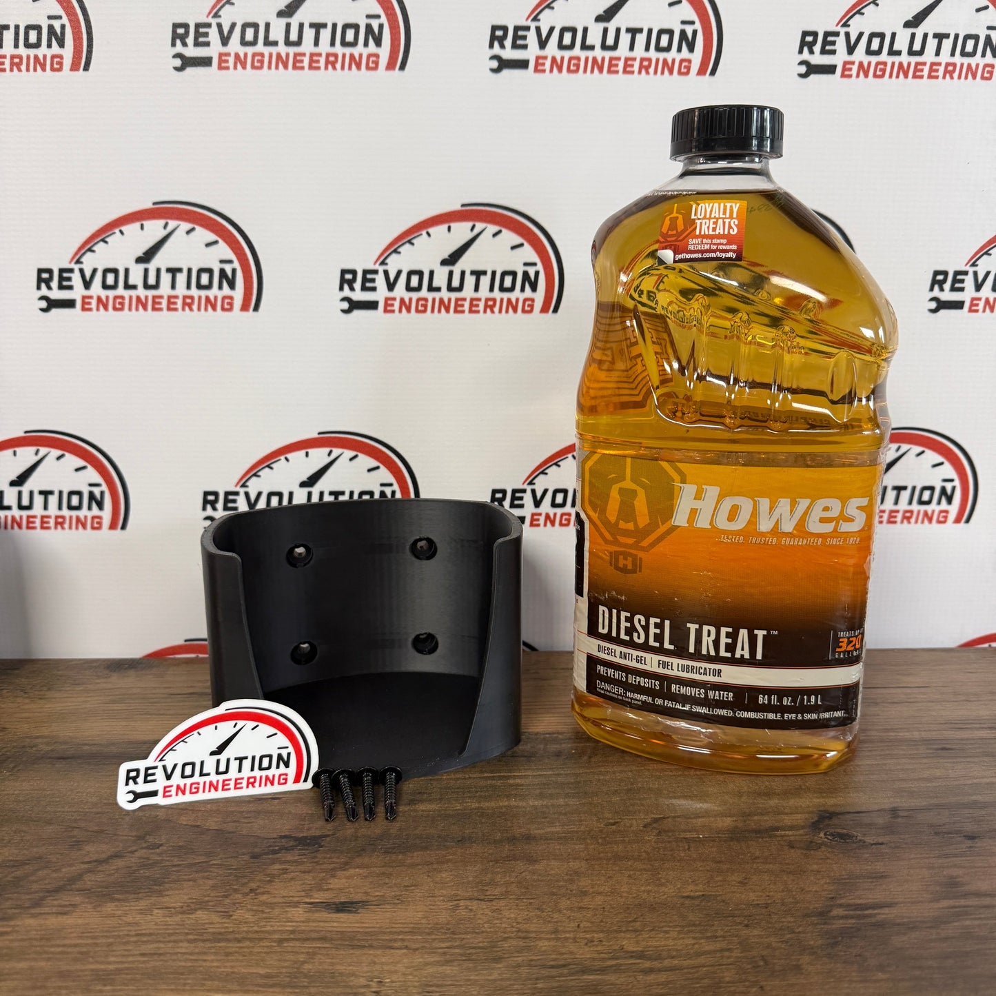 Howe's Holder - Screw / 64 fl oz