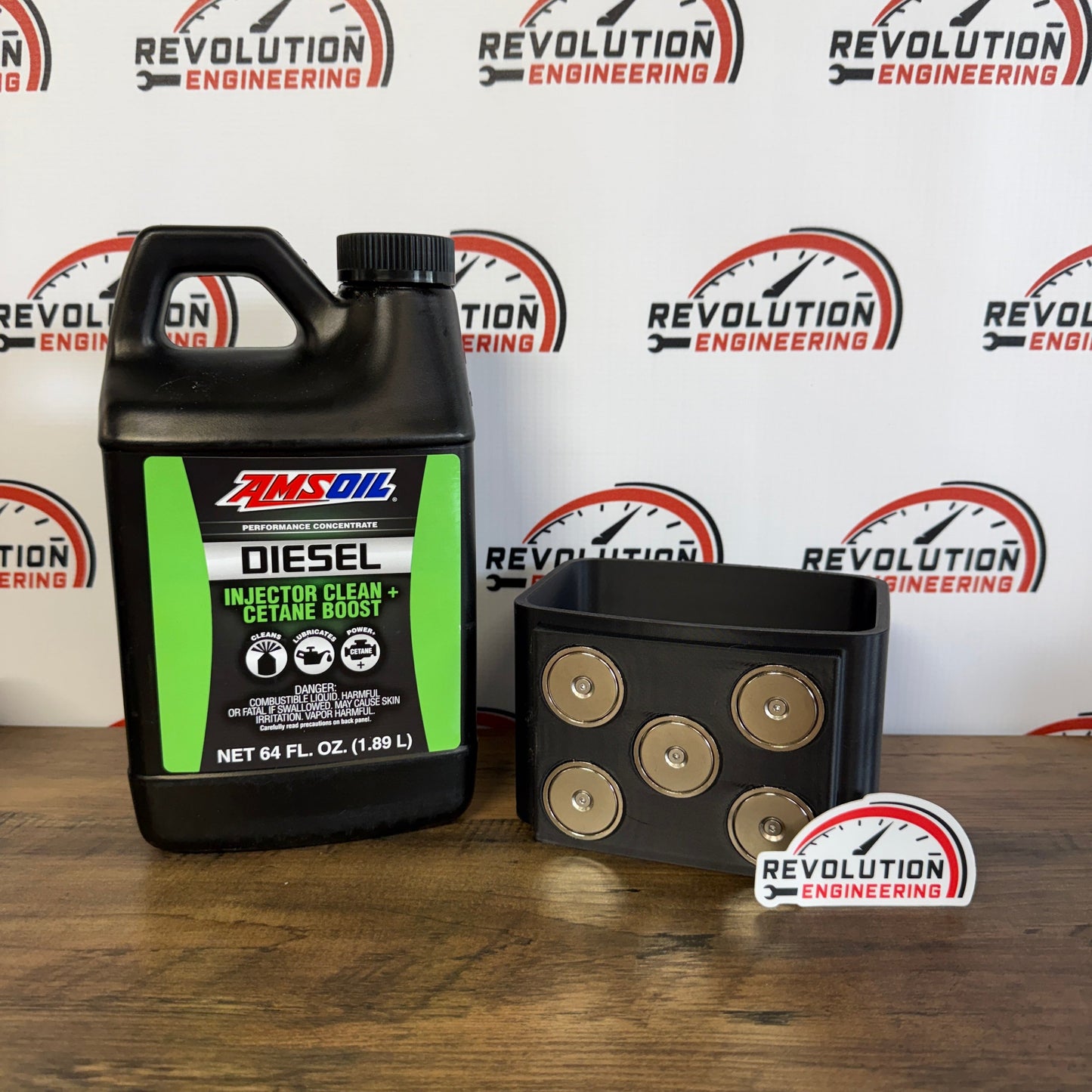 AMSOIL Holder - Magnet / 64 fl oz