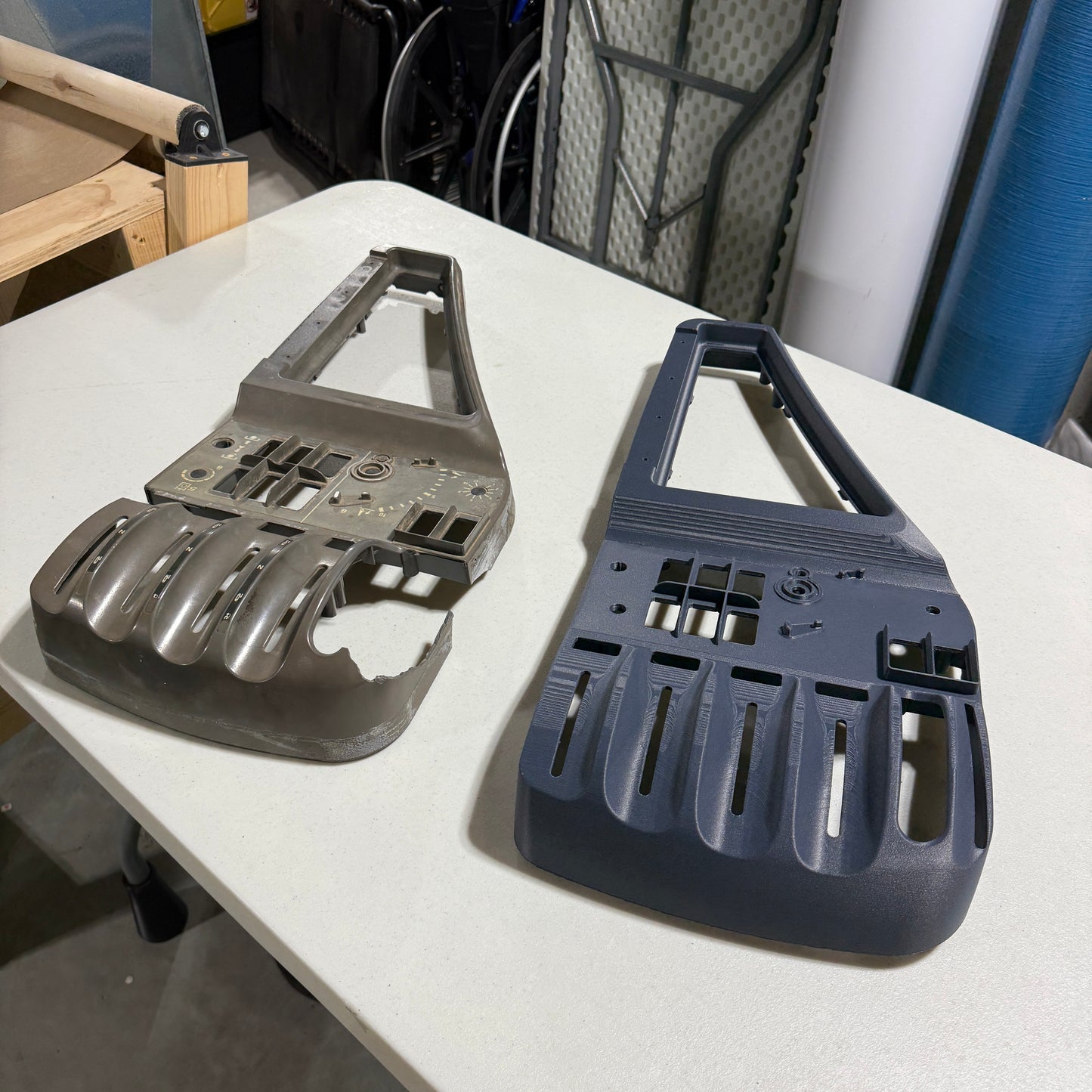 Console Cover Assembly — New Holland Tractor Reproduction (408621A7)