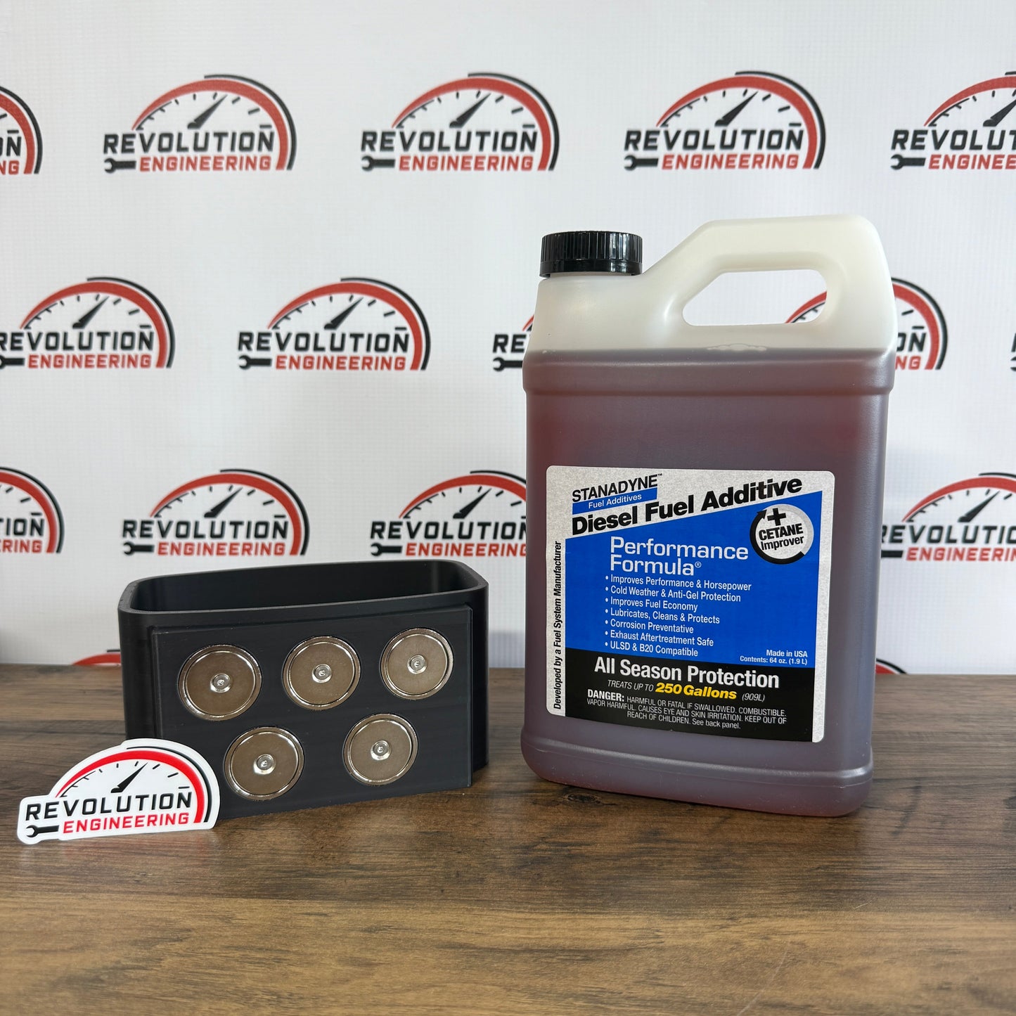 Stanadyne Holder - Magnet / 64 fl oz